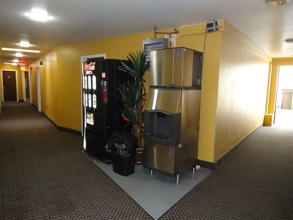 Econo Lodge Sudbury Eksteriør billede