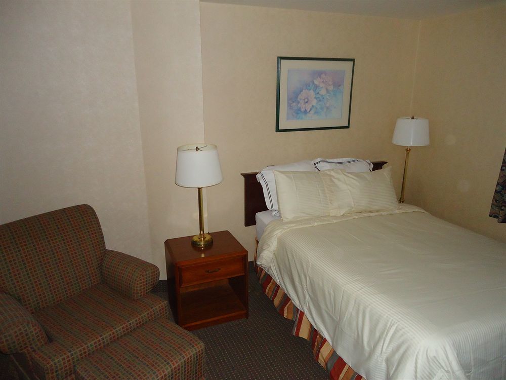Econo Lodge Sudbury Eksteriør billede