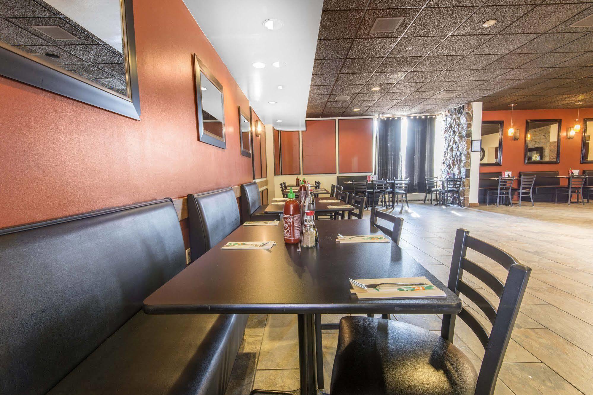 Econo Lodge Sudbury Eksteriør billede