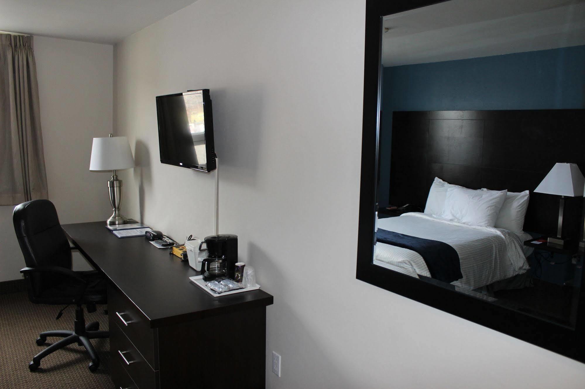 Econo Lodge Sudbury Eksteriør billede